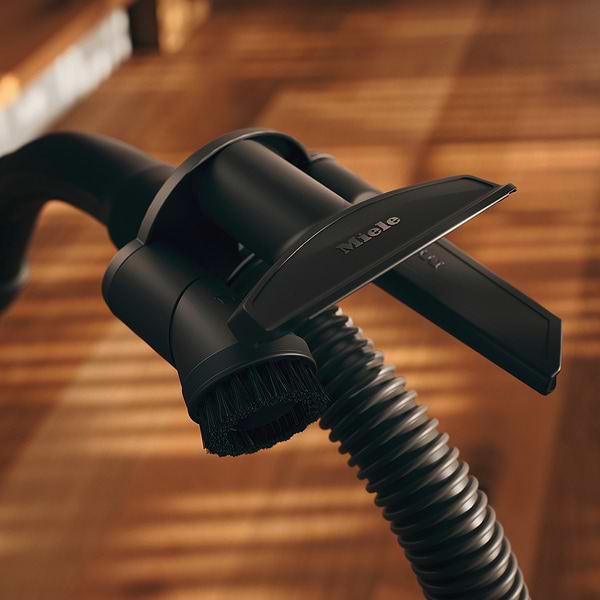 Фото - Пылесос для сухой уборки без мешка Miele SNCF0 Boost CX1 Parquet