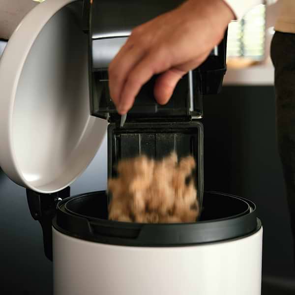 Фото - Пилосос для сухого прибирання без мішка Miele SNRF0 Boost CX1 Графітовий Сірий