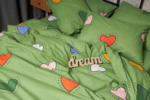 Фото - Комплект постельного белья Moon&Star Бязь Gold Люкс «Rainbow Hearts» 200х220 нав. 4х70х70  (MS-820005369)