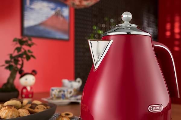 Фото - Електричний чайник Delonghi KBOC2001.R