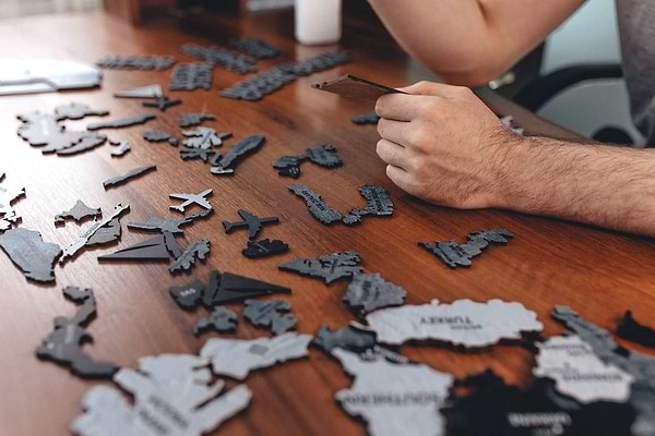 Фото - Пазли (8+) PuzzleOk Мапа Світу двошарова дерев'яна, настінна (Арт-06013)