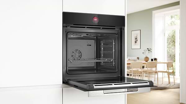 Фото - Духовой шкаф электрический Bosch HBG7341B1