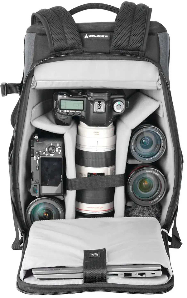 Фото - Рюкзак для фотокамери зі змінним об'єктивом Vanguard Vesta Aspire 45 Gray (Vesta Aspire 45 GY)