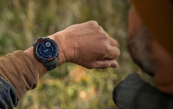 Фото - Смарт-часы Garmin Instinct 3, 45mm, Solar, Black Bezel with Black Band (010-02934-00)