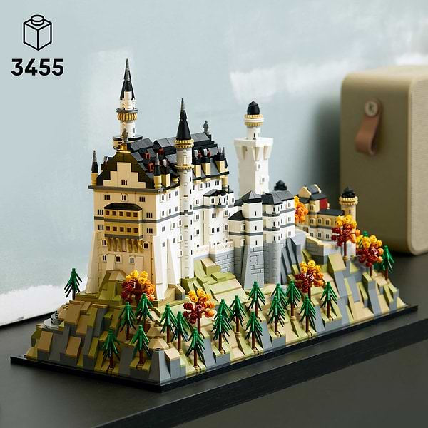 Фото - Конструктор LEGO Architecture Замок Нойшванштайн (21063)