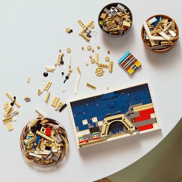 Фото - Конструктор LEGO  Architecture Париж — місто кохання (21064)