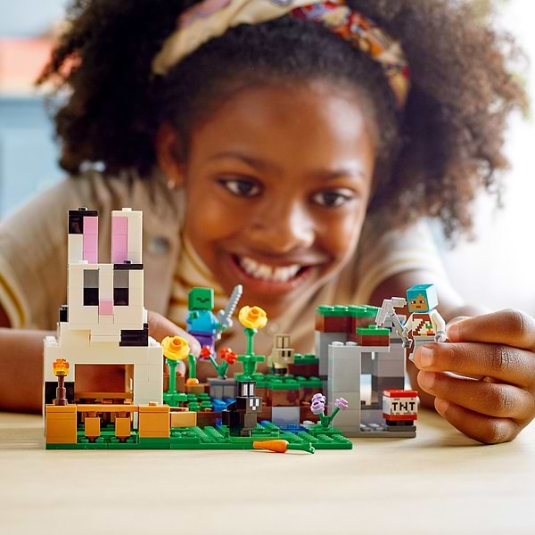 Фото - Конструктор LEGO Minecraft Кроличье ранчо (21181)