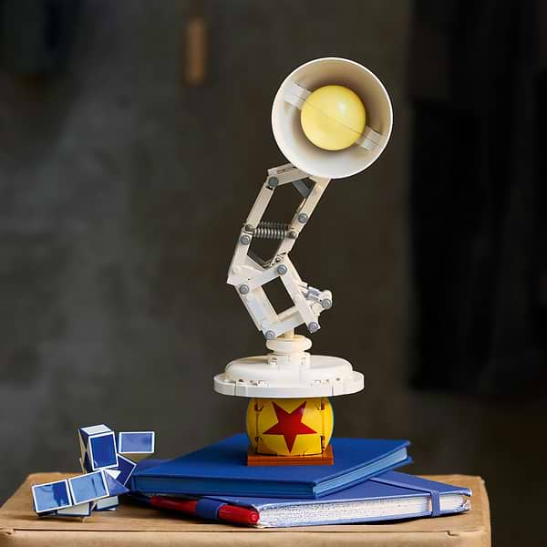 Фото - Конструктор LEGO Ideas Luxo Jr. (21357)