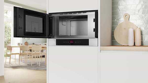 Фото - Мікрохвильова піч (НВЧ) вбудовувана Bosch BFL7221W1
