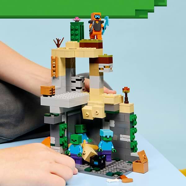 Фото - Конструктор LEGO Minecraft Подземелье зомби (21587)