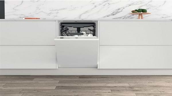 Фото - Посудомоечная машина встраиваемая Whirlpool WIC 3C33 PFE