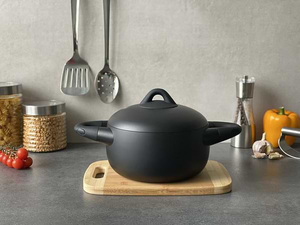 Фото - Каструля Pepper Чорна Перлина 20х10,5 см 3 л (PR-2204)