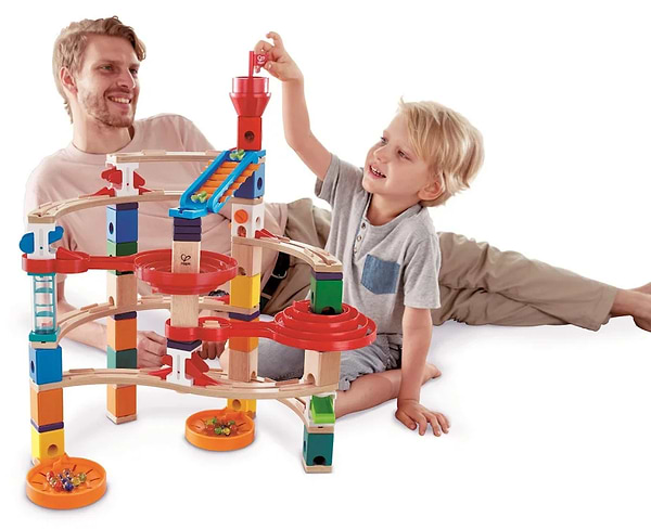 Фото - Деревянный конструктор Hape Quadrilla Спирали 129 эл. (E6024)