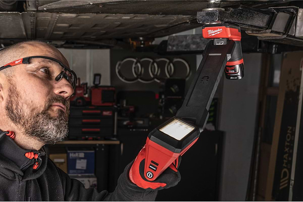 Фото - Ліхтар акумуляторний Milwaukee M12 UCL-0 (4933478868)