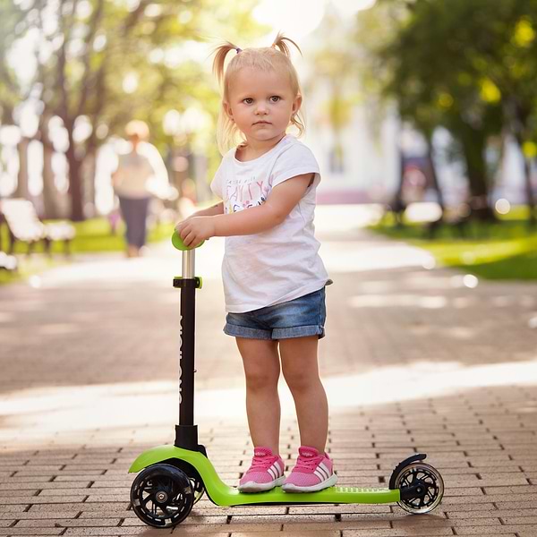 Фото - Триколісний самокат Miqilong Alamo Зелений (ALAMO-125-GREEN)