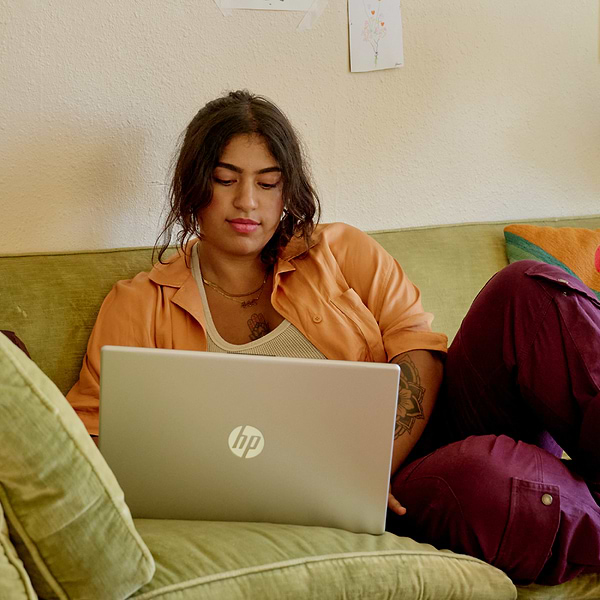 Фото - Ноутбук HP 15-fd1089ua (BA5E4EA) Silver