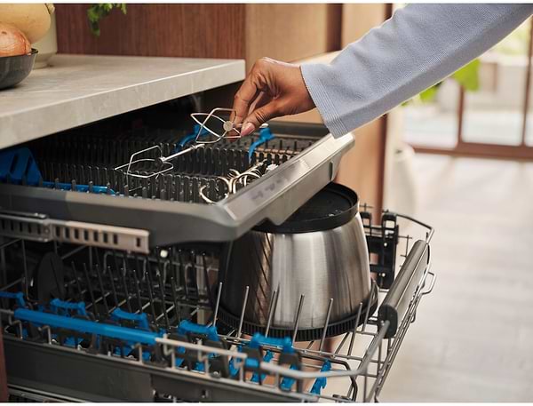 Фото - Міксер з чашею Electrolux ESM4B