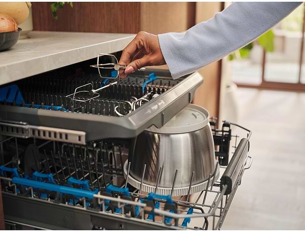 Фото - Міксер з чашею Electrolux ESM4W