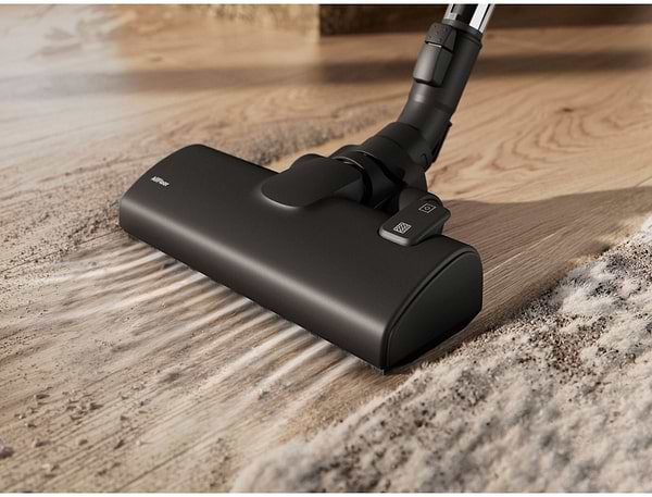 Фото - Пылесос для сухой уборки без мешка Electrolux EL51A2UG