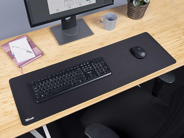 Фото - Килимок для миші ігровий Trust Mouse Pad XXL (24194)