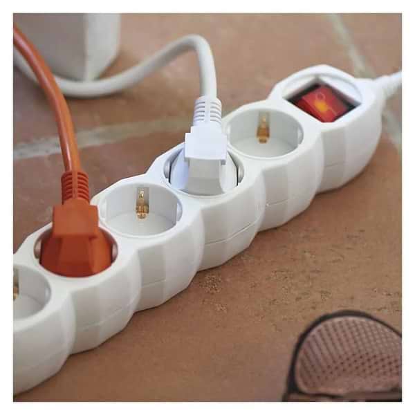 Фото - Удлинитель 220В EMOS P1525R, 5 розетки, 5м.