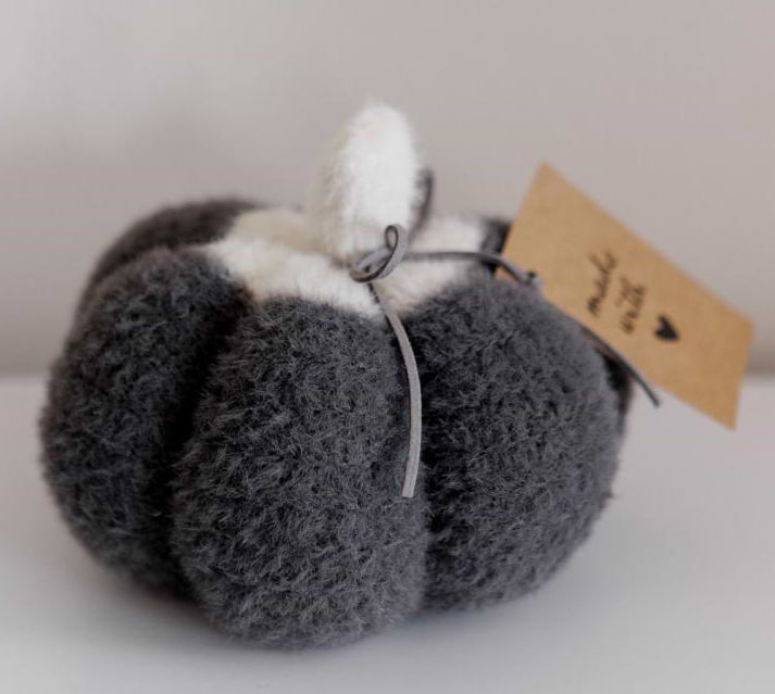 Подушка декоративна Прованс Pumpkin Сірий 9 см (041825)