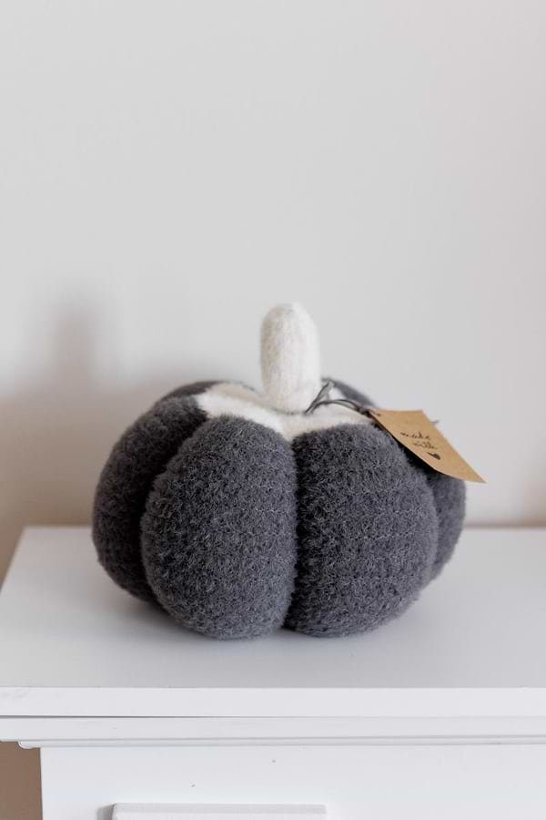 Фото - Подушка декоративна Прованс Pumpkin Сірий 25 см (041828)