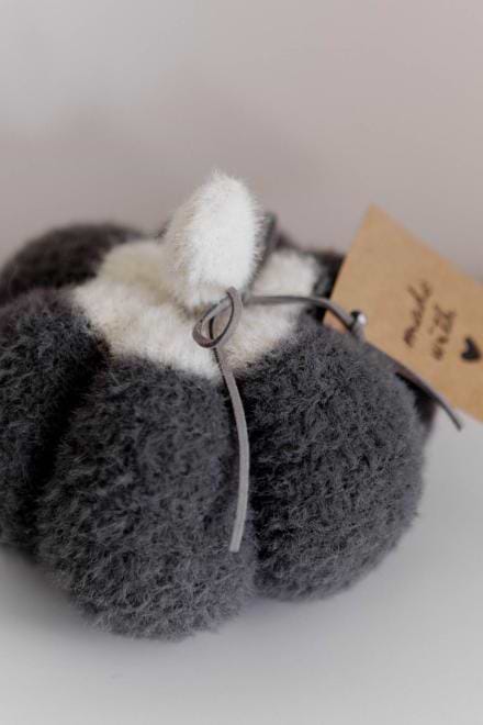 Фото - Подушка декоративна Прованс Pumpkin Сірий 25 см (041828)