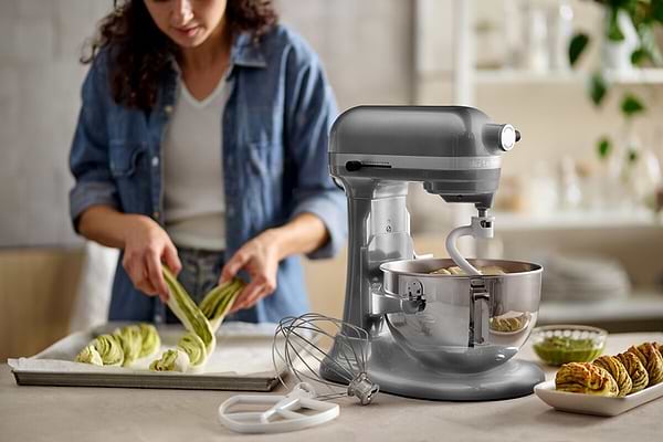 Фото - Планетарний міксер KitchenAid Heavy Duty 5,2 л (5KSM55SXXECU)