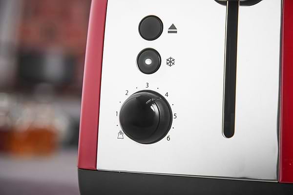 Фото - Тостер Russell Hobbs Colours Plus Red (26554-56)