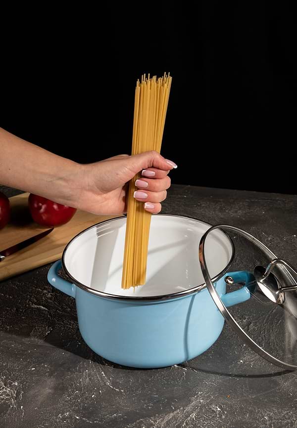 Фото - Кастрюля Biol CE24B 5,6 л голубая