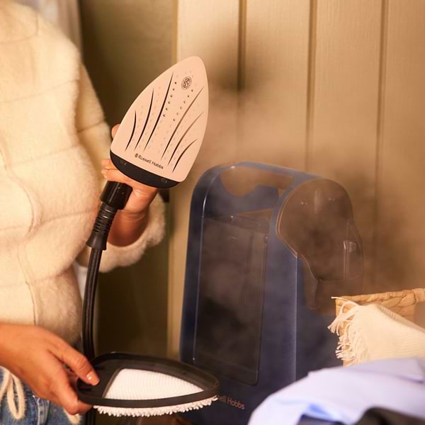 Фото - Вертикальный отпариватель ручной Russell Hobbs Genie Maestro (27600-56)