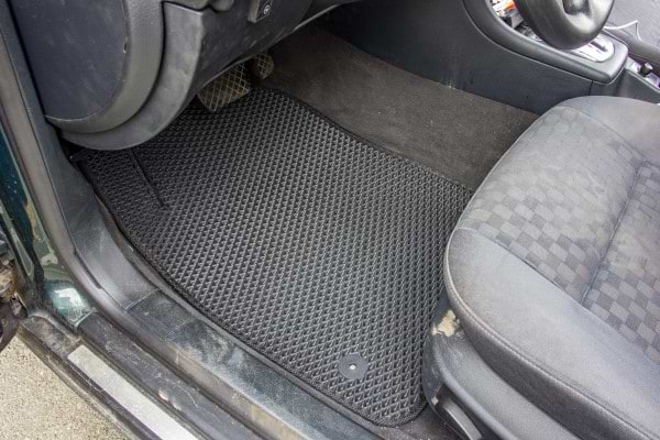 Фото - EVA коврики в салон авто EVAtech для A6 (C5) 4WD Audi 1997-2001 2 поколение Sedan EU (AU11281CLK5AV8KBB)