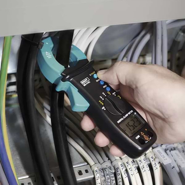 Фото - Измерительный прибор EMOS мультиметр цифровой клещи M0400 с щупом