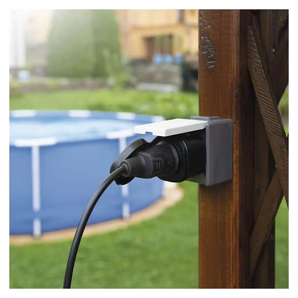 Фото - Умная розетка EMOS влагозащищенная WIFI P5532 GoSmart, IP44