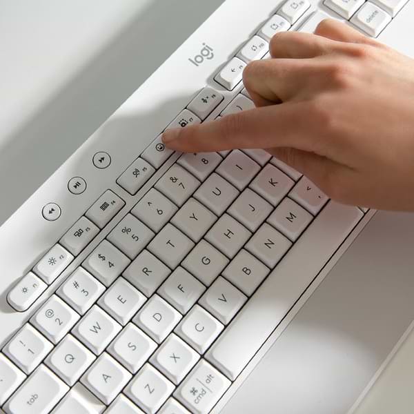 Фото - Клавіатура бездротова Logitech K650 (920-010977)