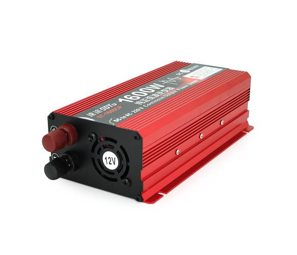 Фото - Инвертор автомобильный Voltronic ST 1600CP