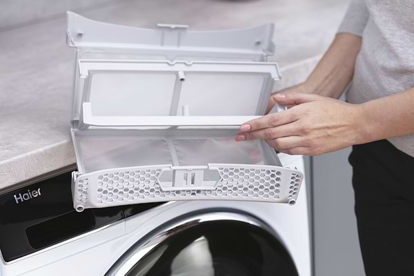 Фото - Сушильная машина Haier HD90-A3Q979U1-S