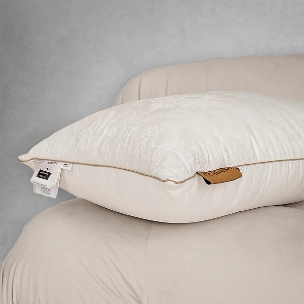 Фото - Подушка стандартна MirSon №15-31 Ferrero EcoSilk Vanilla 60х60 см (2200011165356)