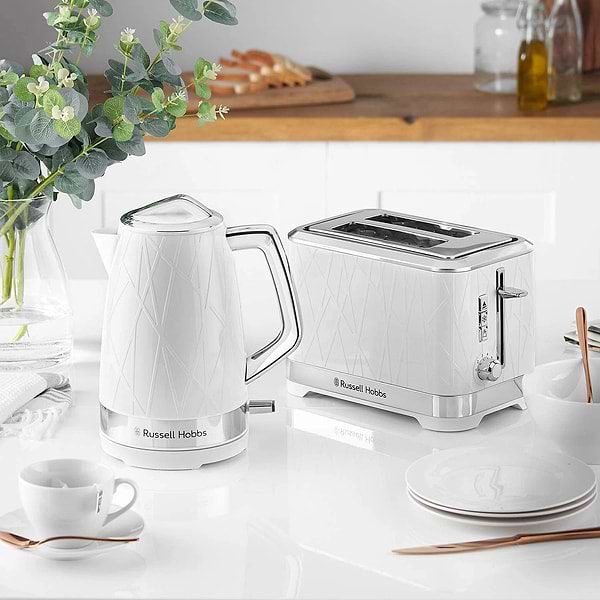 Фото - Електричний чайник Russell Hobbs Structure 28080-70