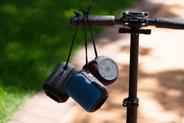 Фото - Портативна акустика 2E SoundXPod TWS MP3 Wireless Waterproof Black (2E-BSSXPWBK)