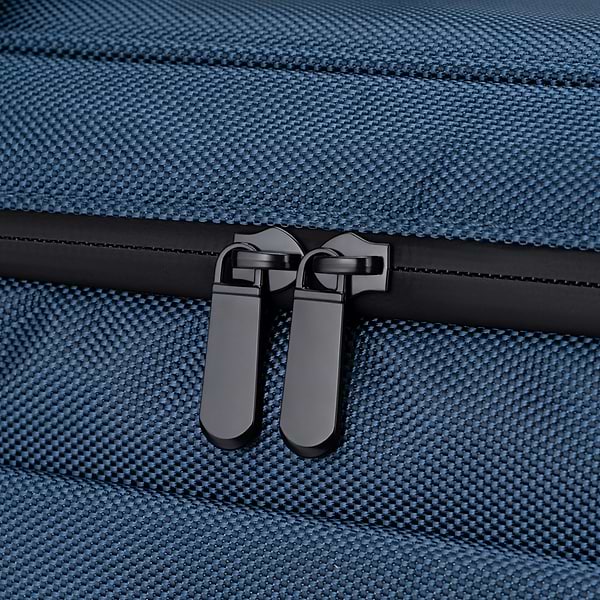 Фото - Сумка изотермическая 2E Picnic 30 л Dark Blue (2E-TBAP30L-DB)