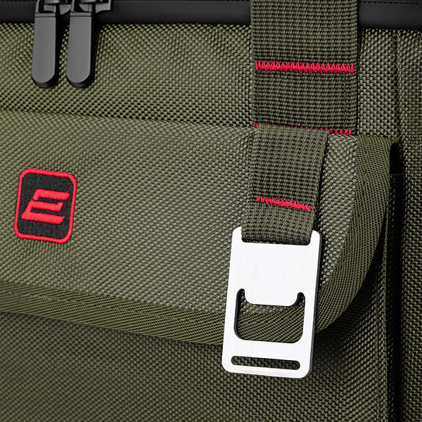 Фото - Сумка изотермическая 2E Picnic 30 л Dark Olyvkova (2E-TBAP30L-DO)