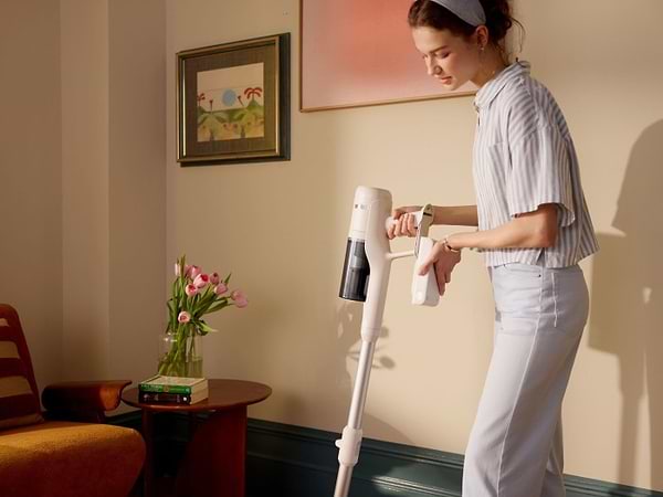 Фото - Пылесос ручной моющий RoboRock H60