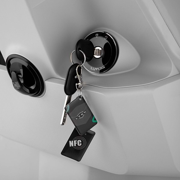 Фото - Електроскутер 2E S90 White (2EESS90)