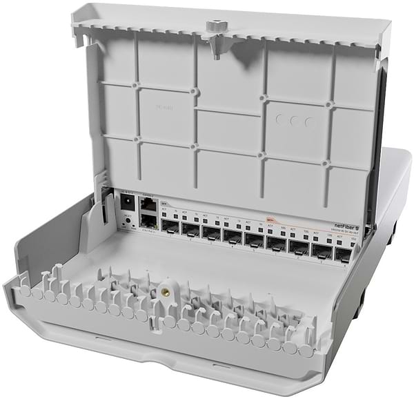 Фото - Коммутатор локальной сети (Switch) MikroTik CRS310-1G-5S-4S+Out