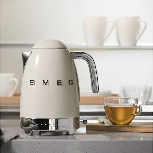 Фото - Електричний чайник Smeg KLF04CREU