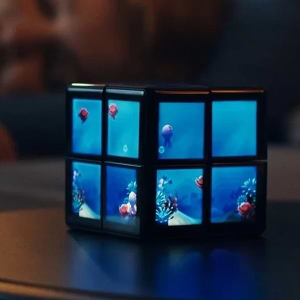 Фото - Ігрова приставка портативна Rubik's WOWCube (Ф32998)