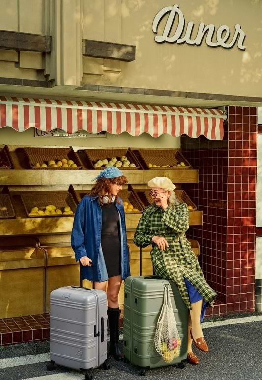 Фото - Валіза NINETYGO Modern Luggage 28" Green (6941413244589)