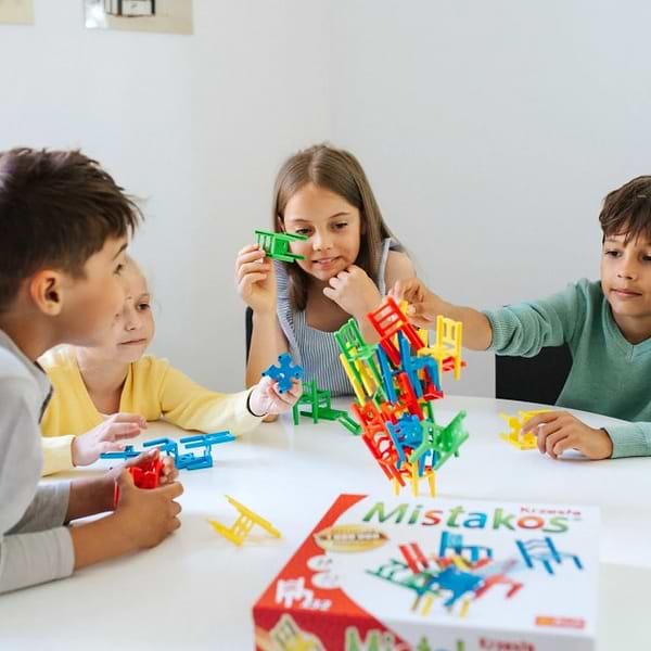 Фото - Настольная игра развлекательная (5-7 лет) Trefl "Mistakos для 3-х игроков" / Украинская версия (2326)